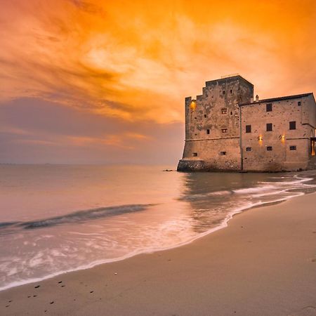 Torre Mozza - Dimora D' Epoca Hotel Фолоника Екстериор снимка