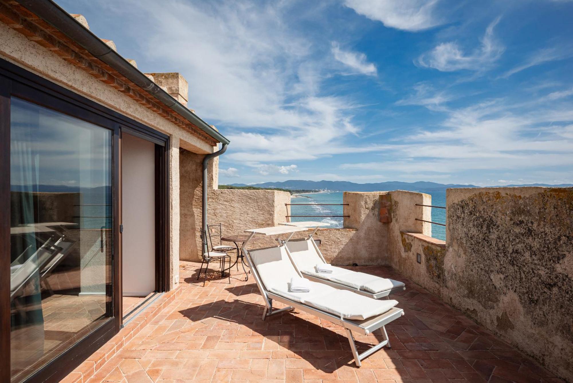 Torre Mozza - Dimora D' Epoca Hotel Фолоника Екстериор снимка