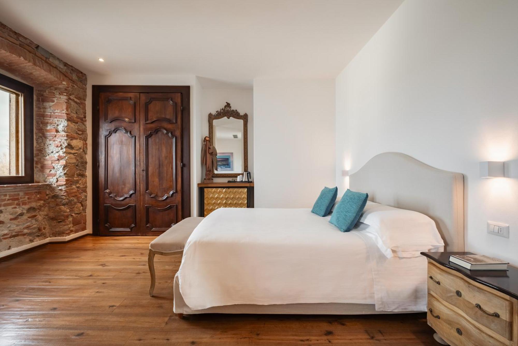 Torre Mozza - Dimora D' Epoca Hotel Фолоника Екстериор снимка
