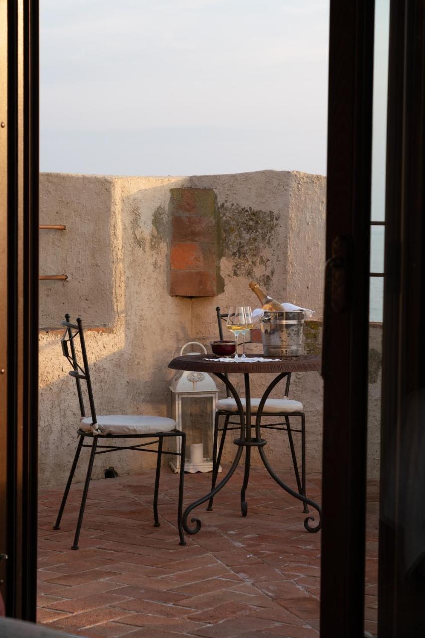 Torre Mozza - Dimora D' Epoca Hotel Фолоника Екстериор снимка