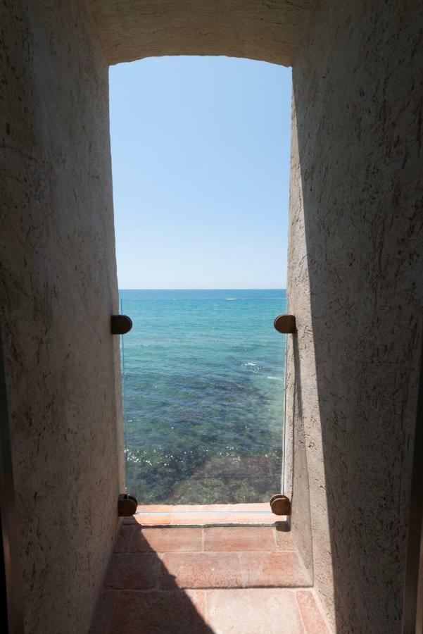Torre Mozza - Dimora D' Epoca Hotel Фолоника Екстериор снимка